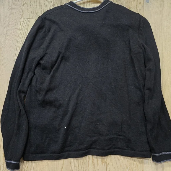 CHANEL Uniform Bow Cardigan with CC Pocket - Picture 5 of 8